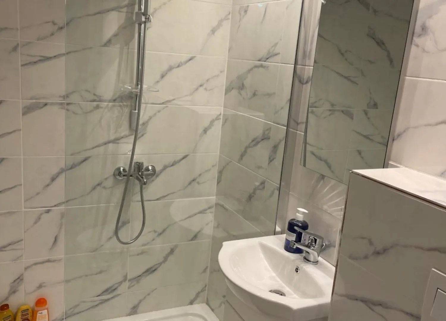 Apartament Piata Mihail Kogalniceanu Nr 8 Bucureşti