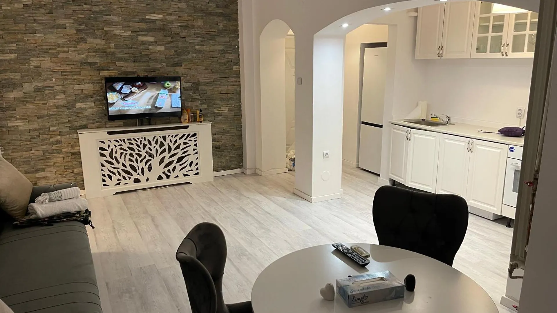 Piata Mihail Kogalniceanu Nr 8 Bucureşti Apartament